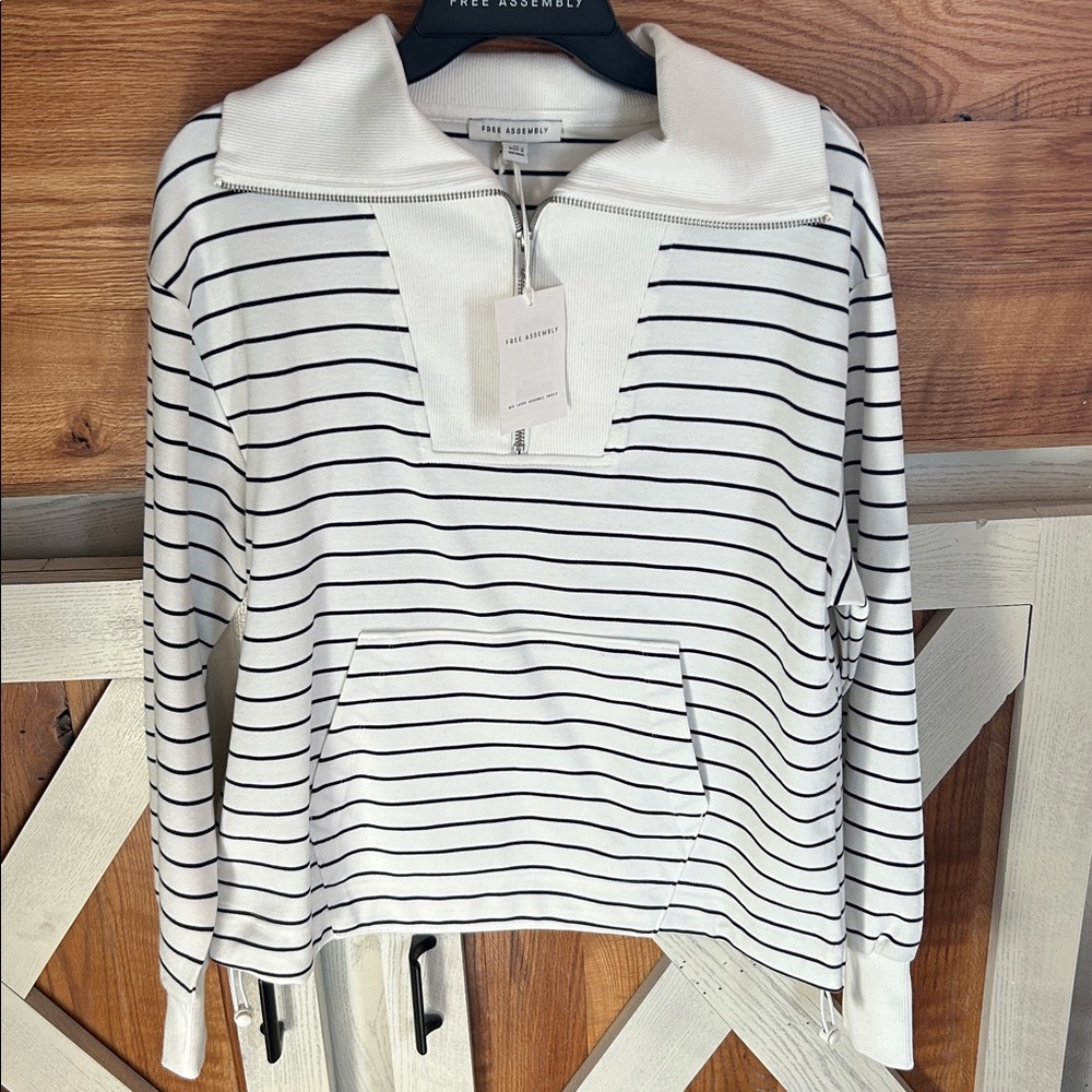 Free Assembly Women's Sailor Collar Sweatshirt Cream w/ Stripes Size Medium NEW - Picture 8 of 12